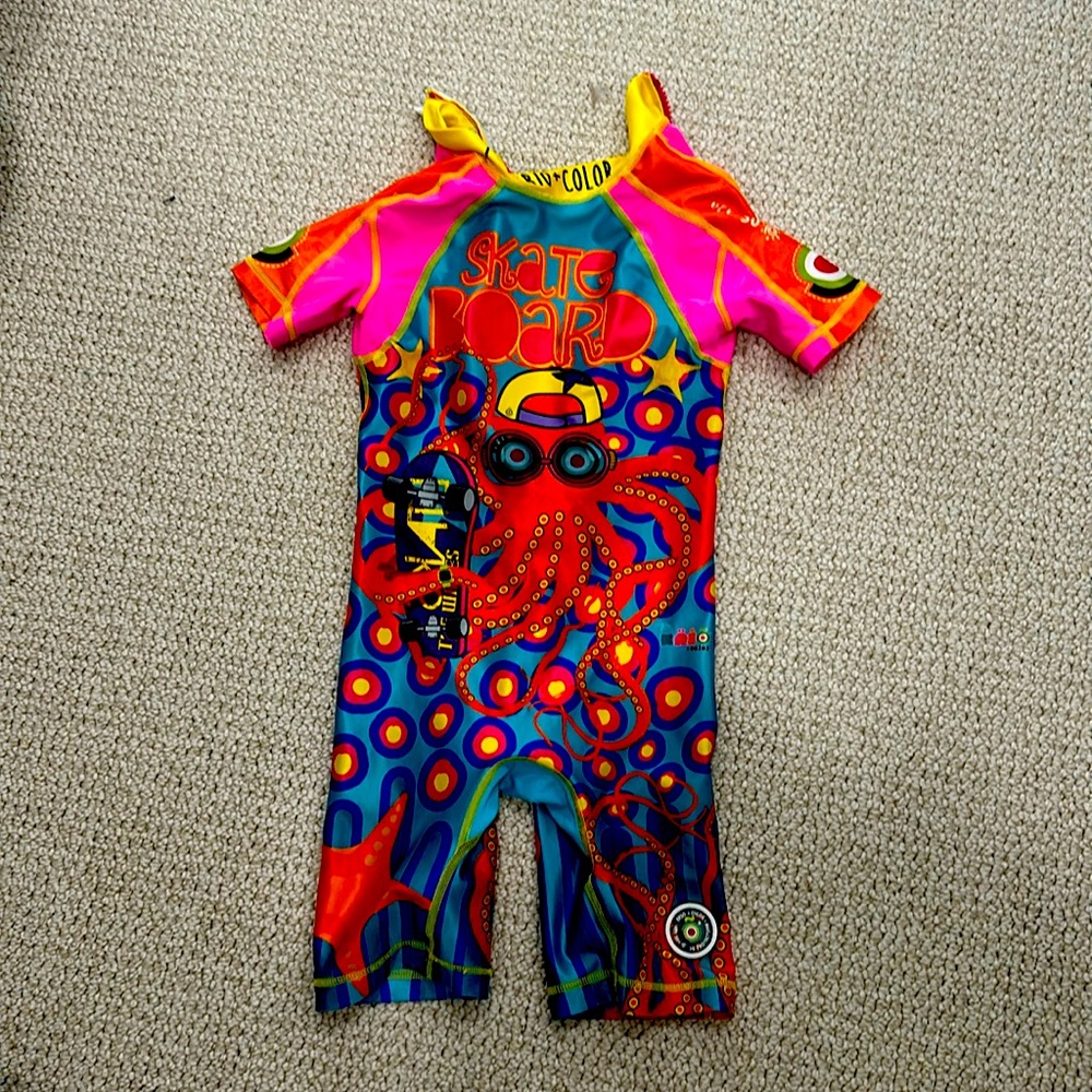 Krio color swimsuit/ long sleeve sunsuit